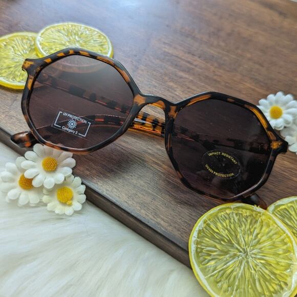 Octagon Tortoiseshell Brown Sunglasses New - Picture 1 of 5